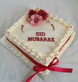 Pink Roses Frosted Eid Cake