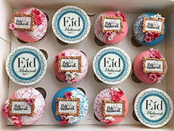 Vintage Floral Eid Cupcakes