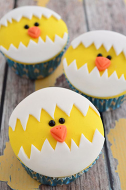 Happy Hatching Cupcakes