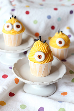 Minion Party Cupcakes