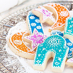 Floral Pattern Ramadan Cookies