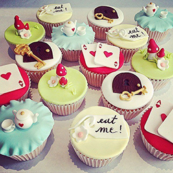 Wonderland Dozen Cupcakes, Cupcakes