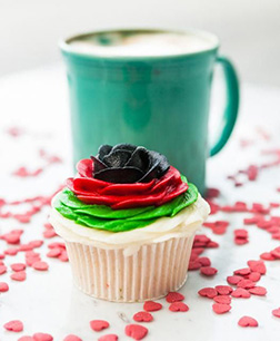 Blooming Rose Flag Cupcakes