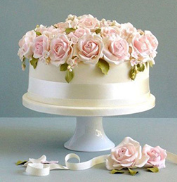 Crown of Roses Cake