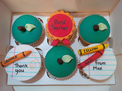 Best Teacher Cupcakes