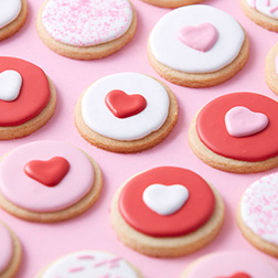 Adoring Heart Cookies