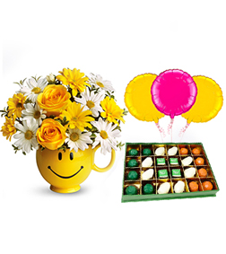 Be Happy Bouquet with Ramadan Kareem Treats Box
