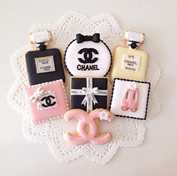 Chanel Deluxe Cookies