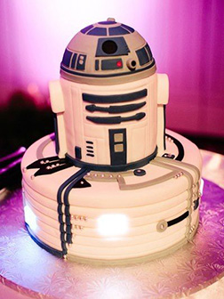 R2D2 Droid Birthday Cake