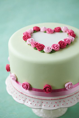Mint Heart with Roses Cake