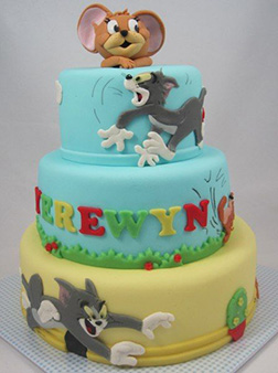 Tom and Jerry Tier Chase Cake