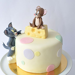 Tom and Jerry "Big Cheese" Cake