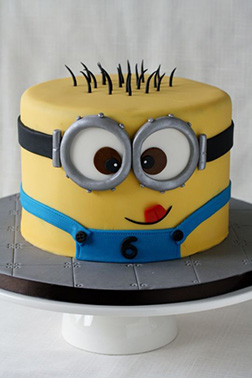 Silly Minion Cross Eyed Cake