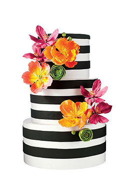 Black and White Wildflower Wedding Cake