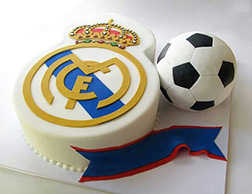 Real Madrid CF Emblem Cake