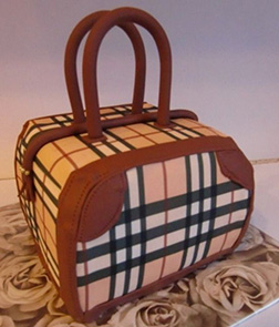 Burberry Purse Cake 1