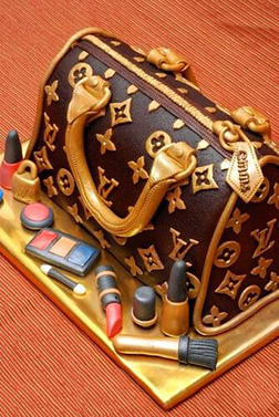 Louis Vuitton Bag & Makeup Cake