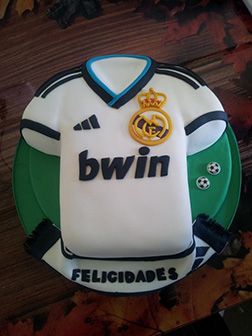 Real Madrid Jersey Cake