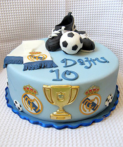 Real Madrid Champions Cake