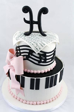 Musical Notes & Piano Keys Cake