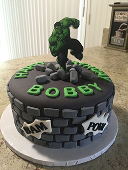 Hulk Smash Cake 1