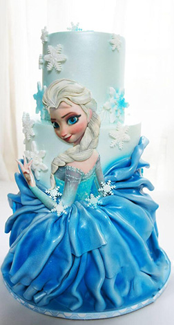 Queen Elsa Themed Cake 3