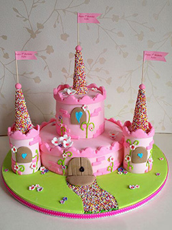 Dream Castle Cake 1