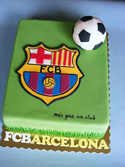 Barcelona FC Pitch & Ball Cake