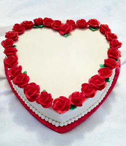 I Heart Roses Cake 1