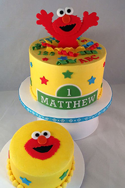 Elmo's Surprise Cake 1