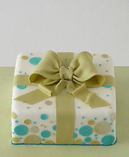 Elegantly Wrapped Gift Box Cake