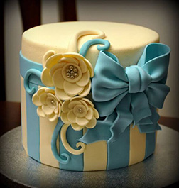 Blue Gift Box Bow Cake