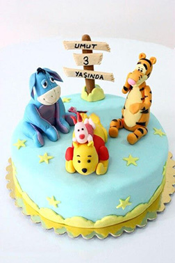 Winnie the Pooh Friends Forever Cake