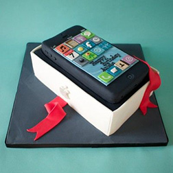 iPhone Gift Cake