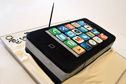 3D  Black iPhone Cake