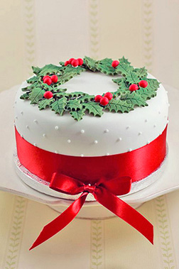 Royal Christmas Wreath Cake