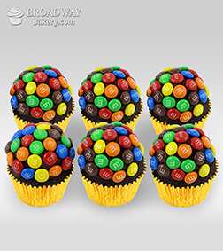M&M Funfetti - 6 Cupcakes