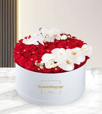 Captivating Love Rose Hatbox