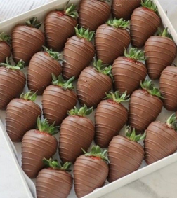 Chocolicious Dipped Strawberries