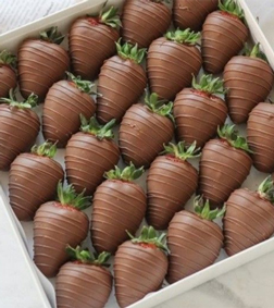 Chocolicious Dipped Strawberries