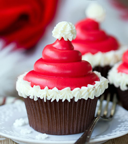 Santa's Hat Cupcakes