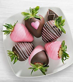 Circle of Love Dipped Strawberries