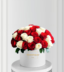 Crimson Ivory Rose Hatbox