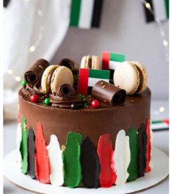 Emirates Crest Glow Cake