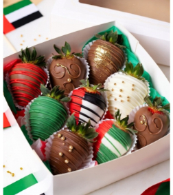 Emirates Victory Dipped Strawberries