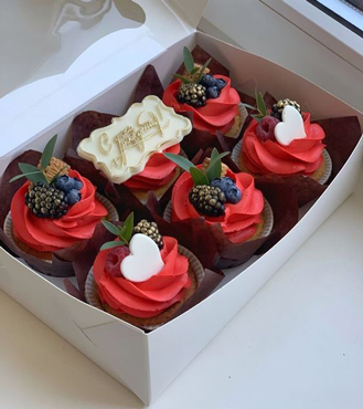 Enchanting Red Cupcakes - 12 Cupcakes