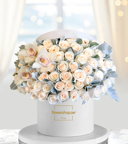 Frosted Elegance Rose Hatbox