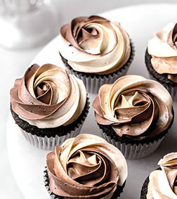 Fudgy Swirl Cupcakes