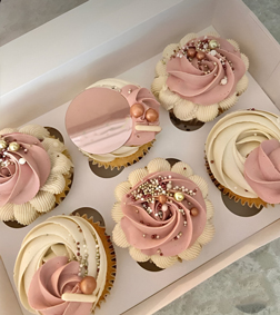 Genteel Reverie Cupcakes