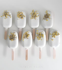 Gold Sparkle Cake Pops